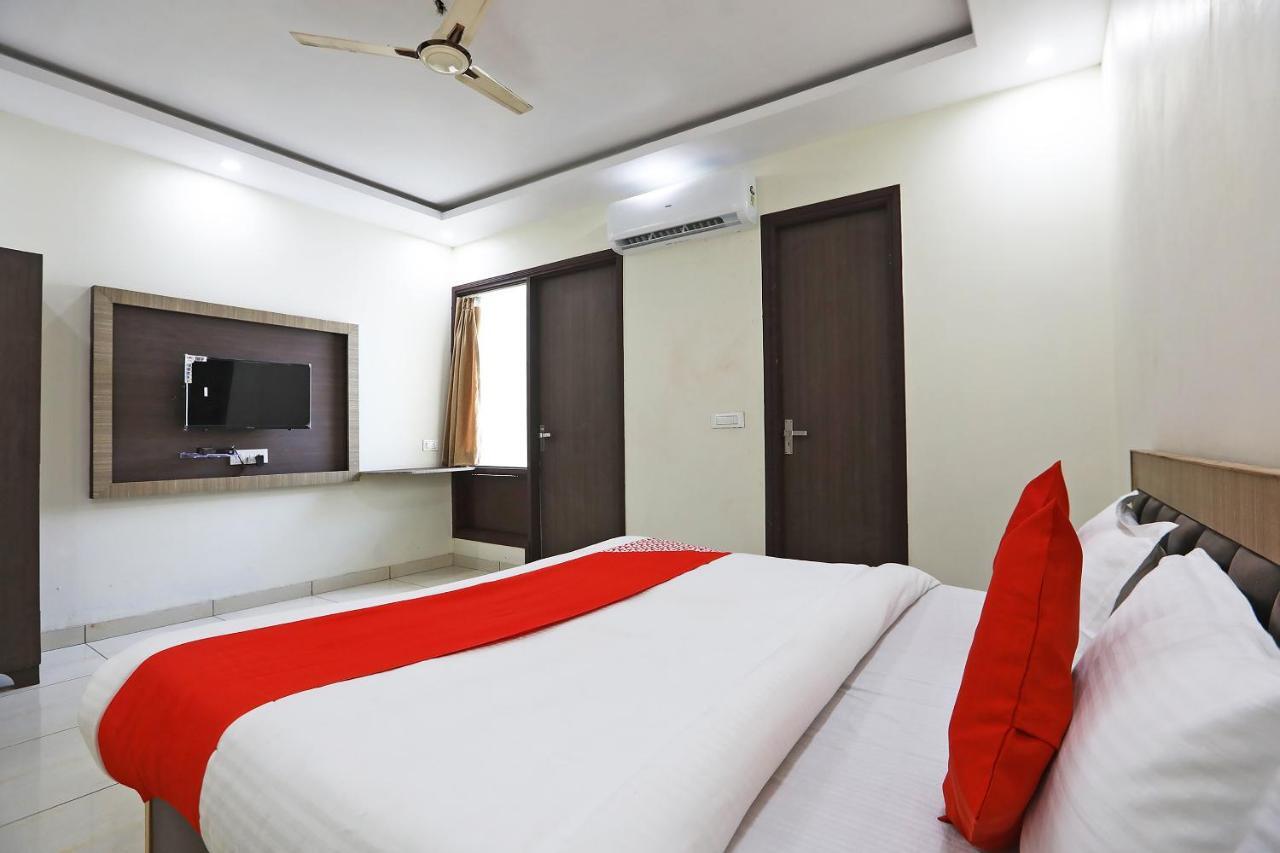 ホテルOyo 48501 Dayal Regency Hapur エクステリア 写真