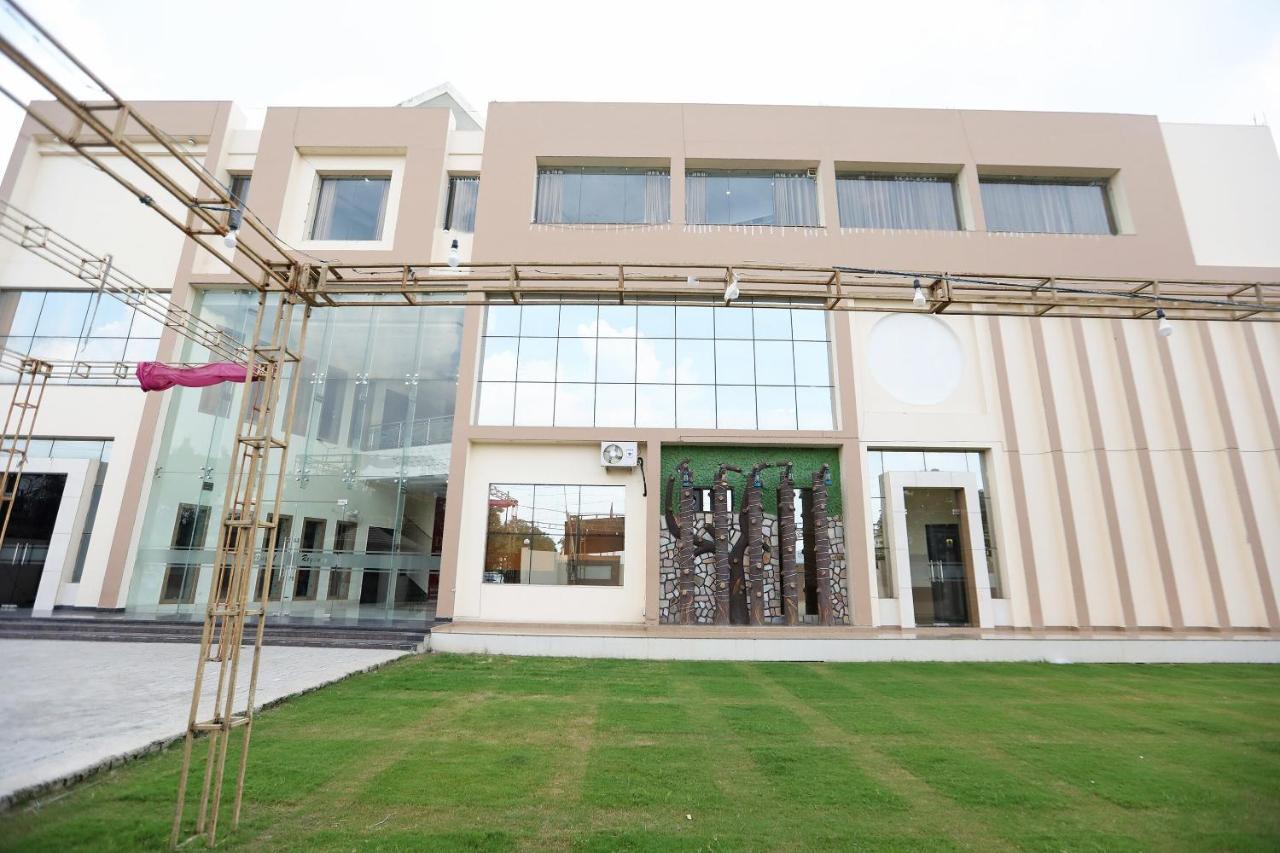 ホテルOyo 48501 Dayal Regency Hapur エクステリア 写真