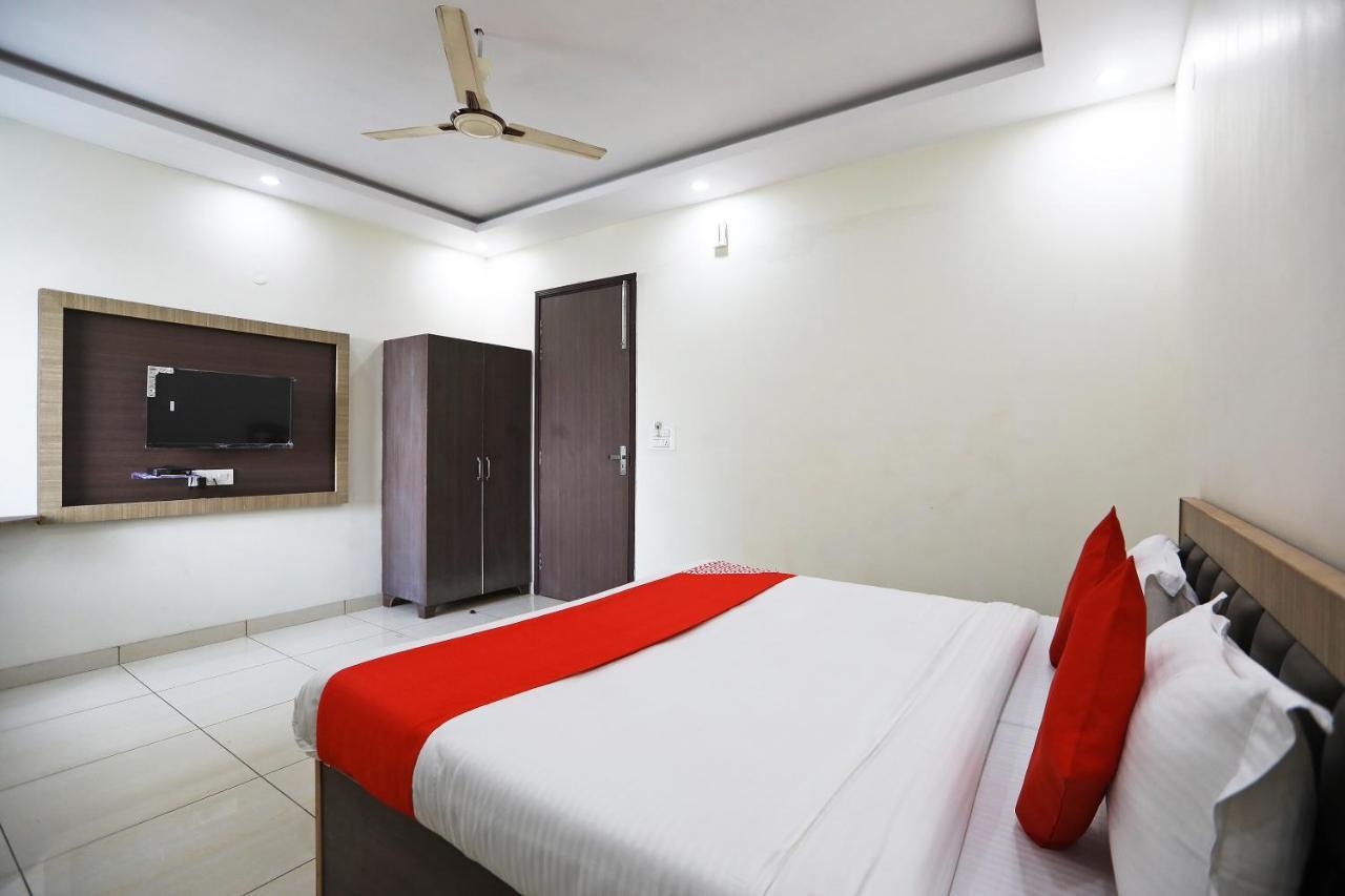 ホテルOyo 48501 Dayal Regency Hapur エクステリア 写真